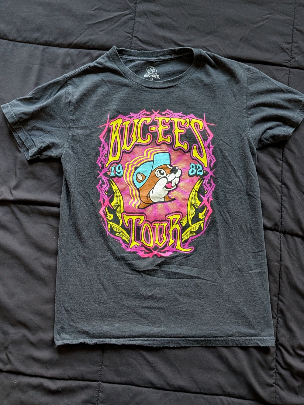 Buc-ee's 1982 Tour Graphic T-Shirt Black Neon Size Small S